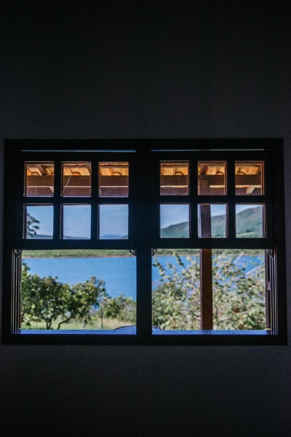 Pousada Enseada Da Ilha Capitolio Bagian luar foto